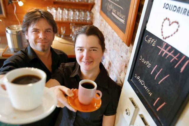 « Drinking Coffee »: An indicator of the fight against the disaffiliation (and winter) - Café Liégeois Canada Inc.
