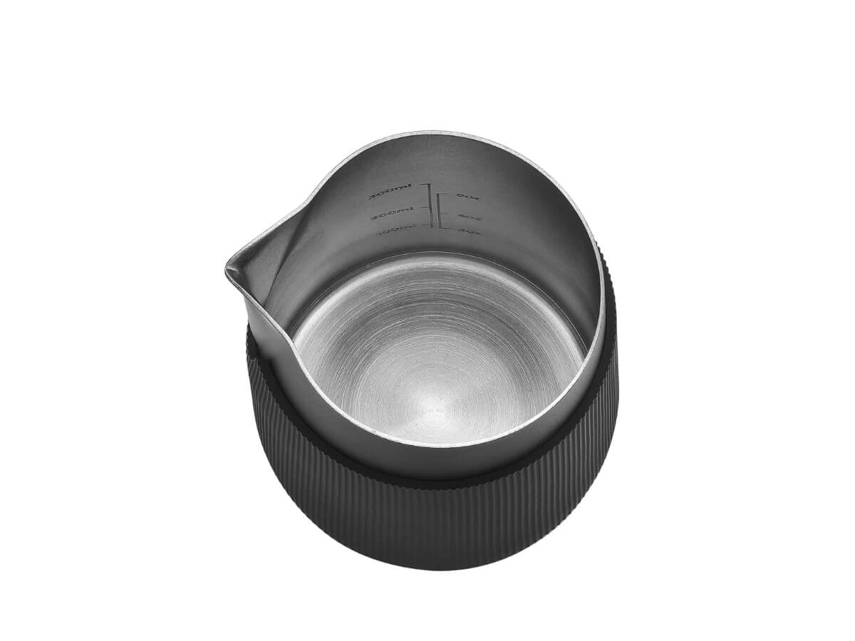 Normcore - Handleless Milk Pitcher (600 ml black) - Café Liégeois Canada Inc.